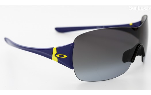 Oakley Miss Conduct Squared (OO9141-17 137mm) saules brilles